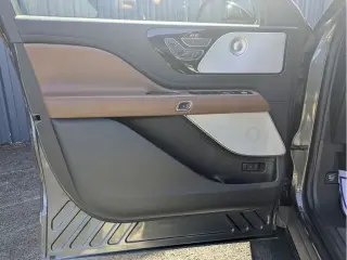 Lincoln Aviator 2020 AWD Reserve 4dr SUV