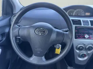 2007 Toyota Yaris