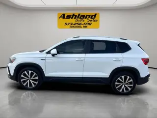 2022 Volkswagen Taos SE