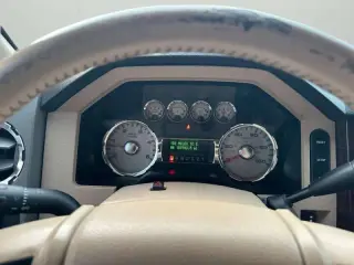 2008 Ford F-450 Super Duty Lariat