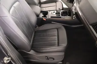 Audi Q5 2023 AWD quattro Premium 40 TFSI 4dr SUV