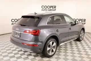 Audi Q5 2023 AWD quattro Premium 40 TFSI 4dr SUV