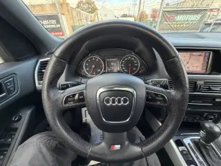 2012 Audi Q5 3.2 quattro Premium Plus