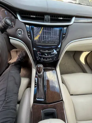 2013 Cadillac XTS Premium Collection