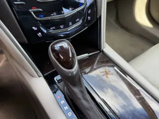 2013 Cadillac XTS Premium Collection