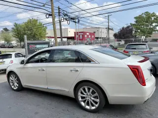 2013 Cadillac XTS Premium Collection