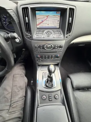 2010 Infiniti G37 Sedan x Anniversary Edition