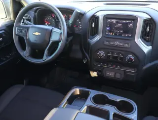 Chevrolet Silverado 1500 2025 4x4 Custom 4dr Crew Cab 5.8 ft. SB
