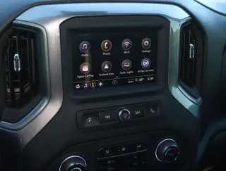 Chevrolet Silverado 1500 2025 4x4 Custom 4dr Crew Cab 5.8 ft. SB