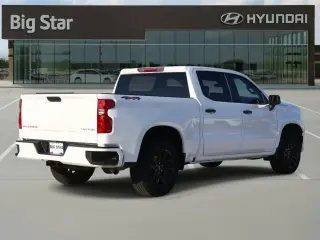 Chevrolet Silverado 1500 2025 4x4 Custom 4dr Crew Cab 5.8 ft. SB