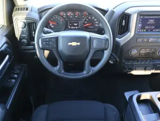 Chevrolet Silverado 1500 2025 4x4 Custom 4dr Crew Cab 5.8 ft. SB