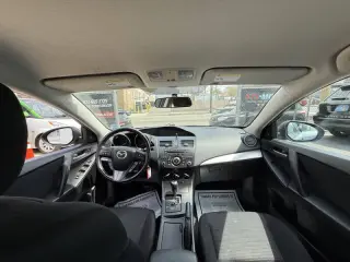 2012 Mazda MAZDA3 i Touring