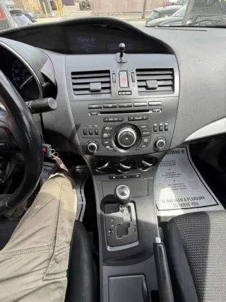 2012 Mazda MAZDA3 i Touring