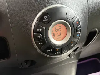 2009 Nissan cube Krom