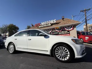 2016 Volkswagen Passat 1.8T SE