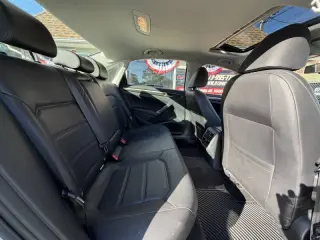 2016 Volkswagen Passat 1.8T SE