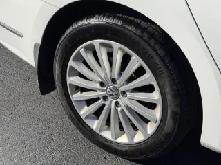 2016 Volkswagen Passat 1.8T SE