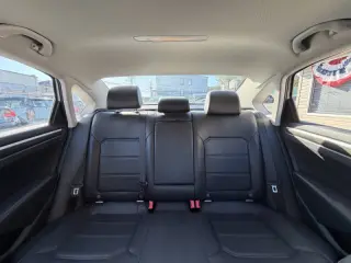 2016 Volkswagen Passat 1.8T SE