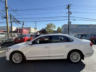 2016 Volkswagen Passat 1.8T SE