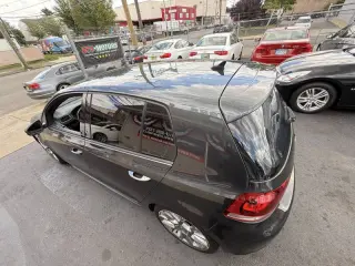 2013 Volkswagen GTI Wolfsburg Edition