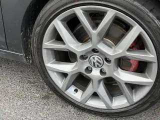 2013 Volkswagen GTI Wolfsburg Edition