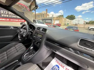 2012 Volkswagen GTI Base PZEV