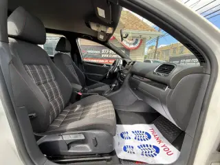 2012 Volkswagen GTI Base PZEV