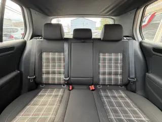 2012 Volkswagen GTI Base PZEV
