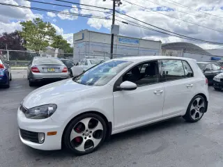2012 Volkswagen GTI Base PZEV