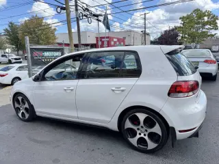 2012 Volkswagen GTI Base PZEV