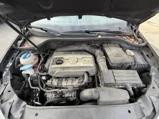 2012 Volkswagen GTI Base PZEV