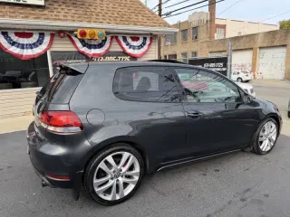 2012 Volkswagen GTI Base PZEV