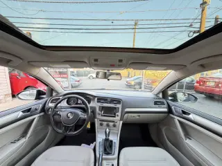 2015 Volkswagen Golf TSI S