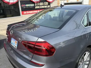 2017 Volkswagen Passat 1.8T R-Line