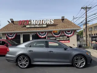 2017 Volkswagen Passat 1.8T R-Line