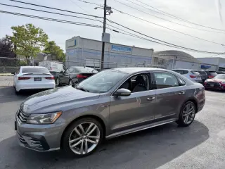 2017 Volkswagen Passat 1.8T R-Line