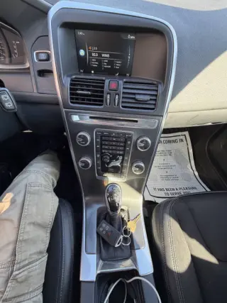 2016 Volvo XC60 T5 Drive-E
