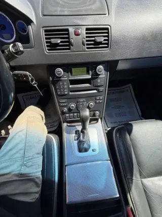 2012 Volvo XC90 3.2 R-Design Platinum