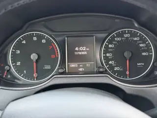 2012 Audi Q5 3.2 quattro Premium Plus