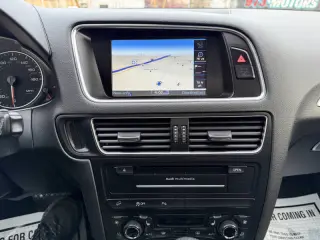2012 Audi Q5 3.2 quattro Premium Plus