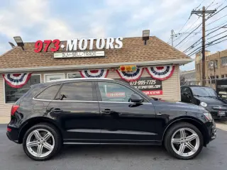 2012 Audi Q5 3.2 quattro Premium Plus