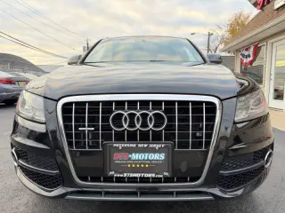 2012 Audi Q5 3.2 quattro Premium Plus