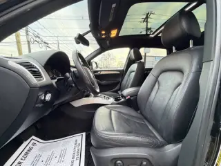 2012 Audi Q5 3.2 quattro Premium Plus