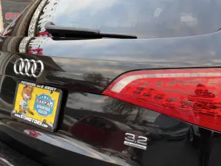 2012 Audi Q5 3.2 quattro Premium Plus