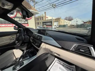 2018 BMW 3 Series 330i xDrive