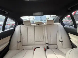 2018 BMW 3 Series 330i xDrive