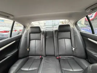 2009 Infiniti G37 Sedan x