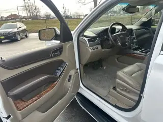Chevrolet Suburban 2020 4x4 Premier 4dr SUV