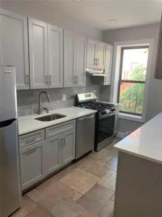 Propiedad en alquiler con 1 dormitorio y 1 baño en Brooklyn