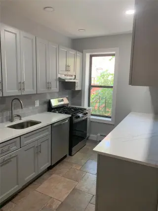 Propiedad en alquiler con 1 dormitorio y 1 baño en Brooklyn